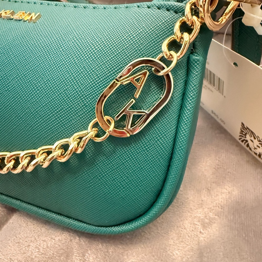 NWT Anne Klein Mini Teal/Green Crossbody with Gold Chain Detail - Picture 2 of 9